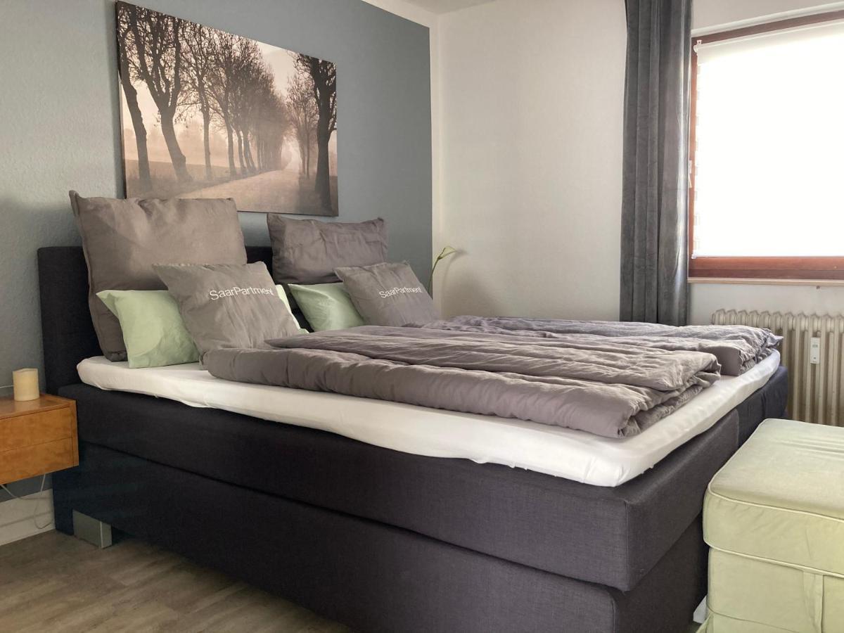 Living At Saarpartments -Adults Only- 2 Bedroom, Netflix - Business & Holiday Apartments For Long- And Short Term Stay, 3 Min To Train Station, Secure E-Bike Parking! Саарбрюккен Экстерьер фото