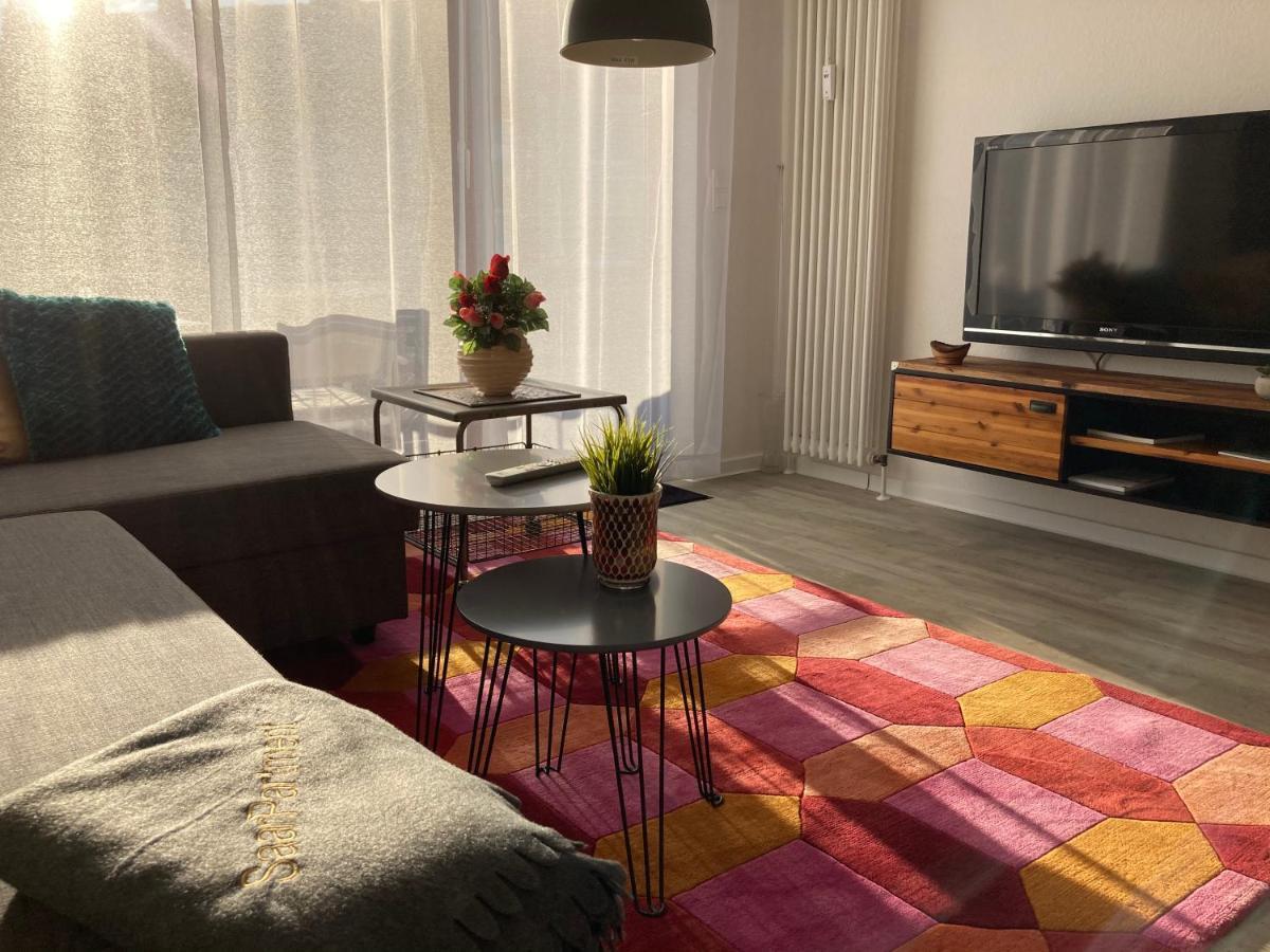 Living At Saarpartments -Adults Only- 2 Bedroom, Netflix - Business & Holiday Apartments For Long- And Short Term Stay, 3 Min To Train Station, Secure E-Bike Parking! Саарбрюккен Экстерьер фото